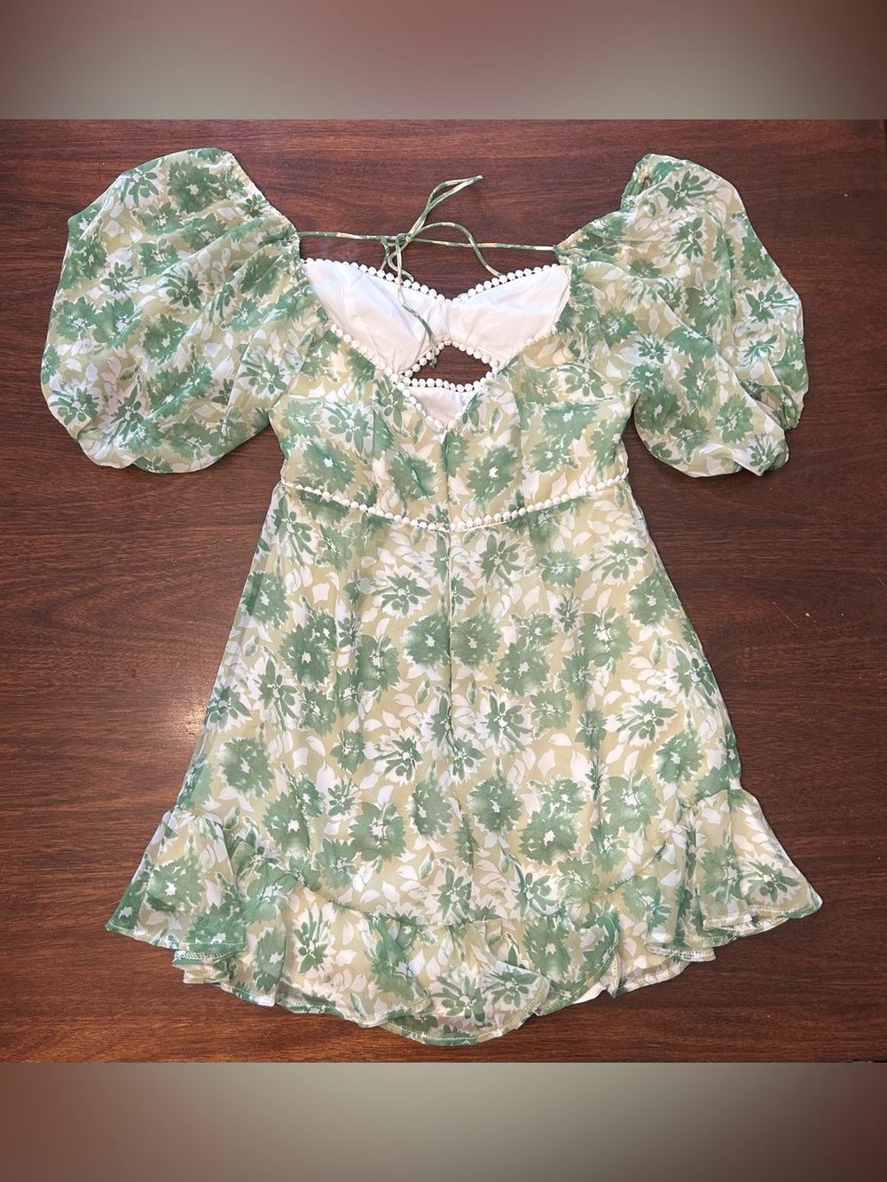 Hello Molly Green Floral Mini Dress with Puff Sleeves - Picture 3 of 3